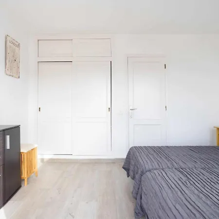 Apartamento Playa De La Arena, 2 Dormitorios, 5 Personas - Es-284-2 Apartman *